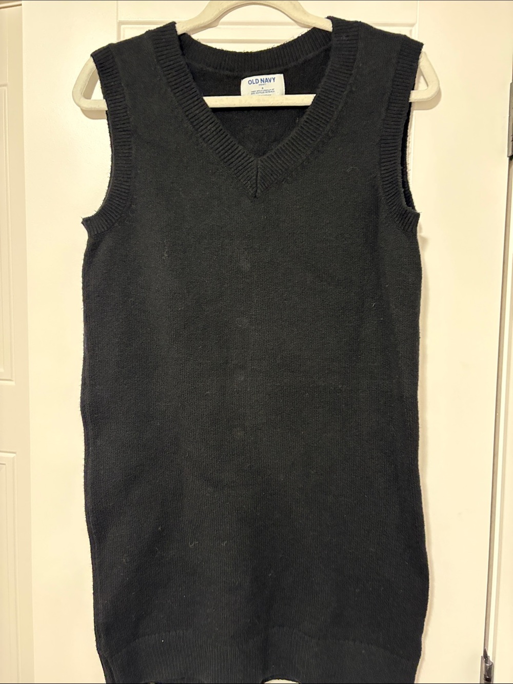 Old Navy Black Sleeveless V-Neck Knit Tunic
